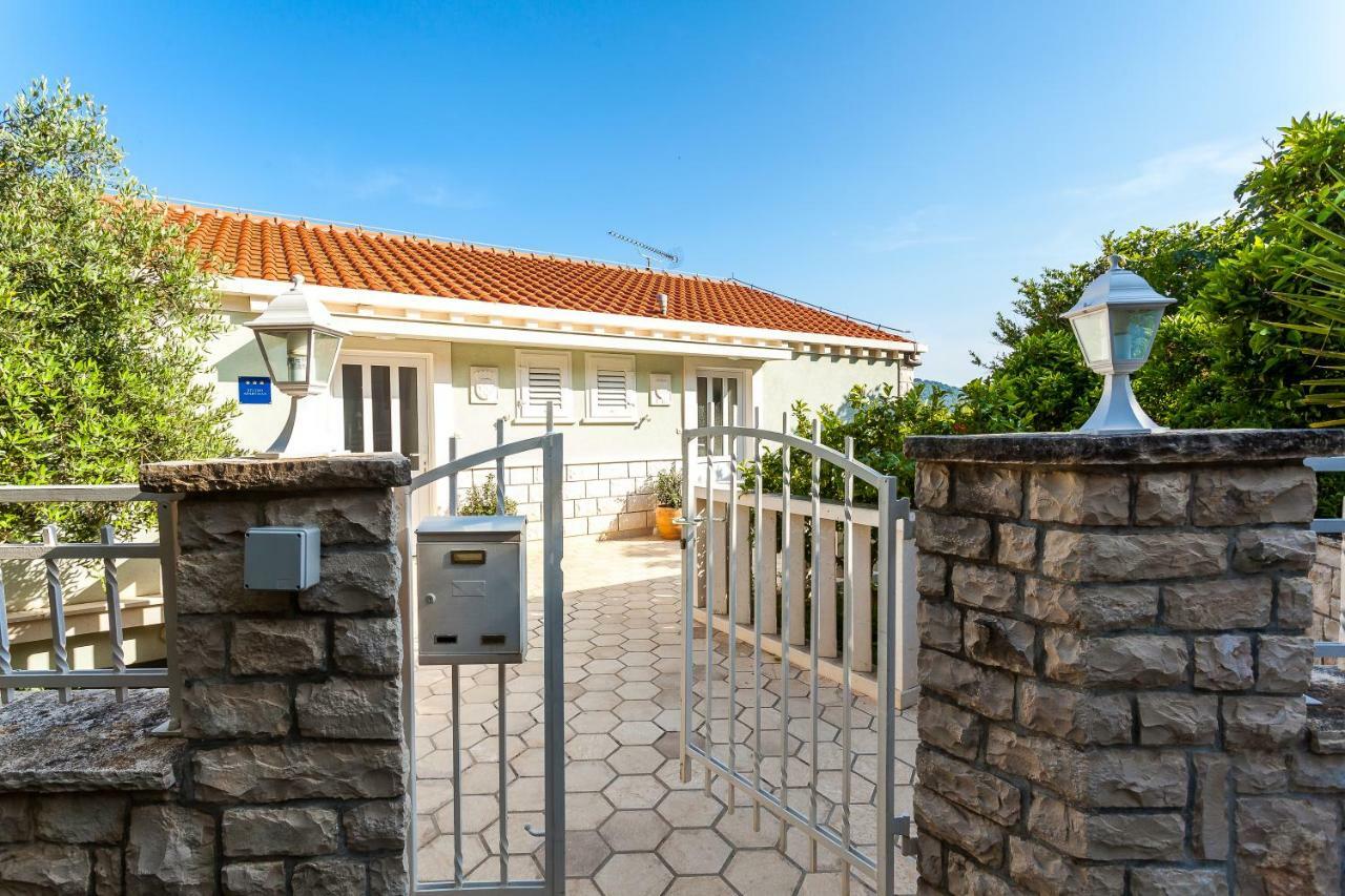 Villa Matic Vela Luka Bagian luar foto