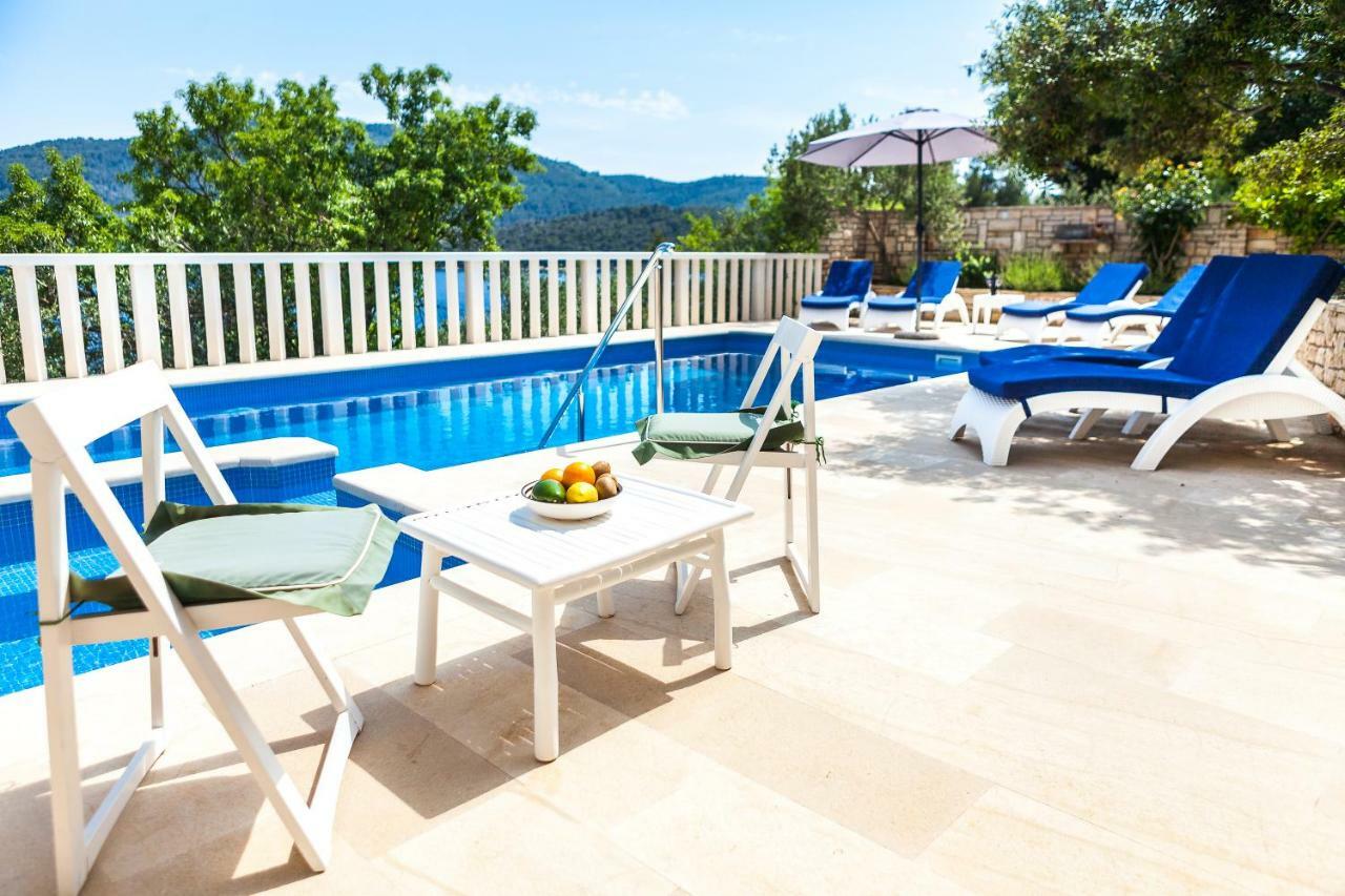 Villa Matic Vela Luka Bagian luar foto