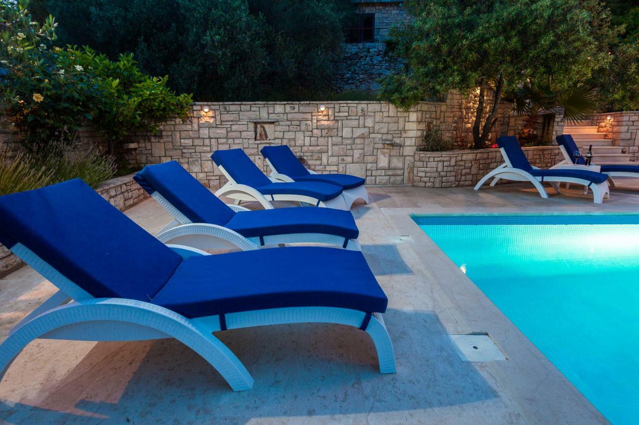 Villa Matic Vela Luka Bagian luar foto