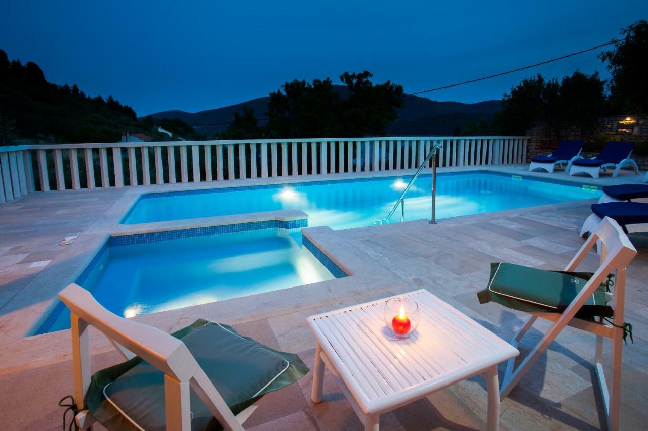 Villa Matic Vela Luka Bagian luar foto